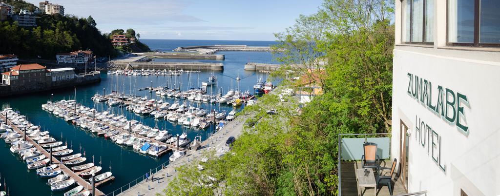 Hotel Zumalabe Mutriku Exteriör bild